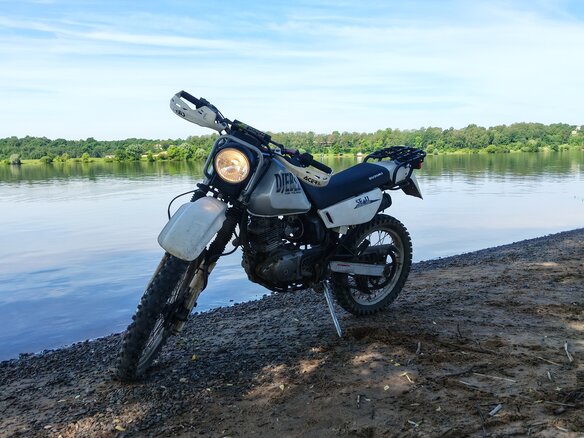 1990 Suzuki Djebel 200, белый, 185000 рублей - вид 1
