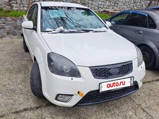 2011 Kia Rio II Рестайлинг, белый, 380000 рублей, вид 1