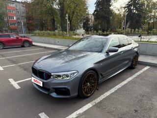2019 BMW 5 серии 520d xDrive VII (G30/G31/G38), серый, 4200000 рублей, вид 1