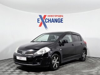 Nissan Tiida I