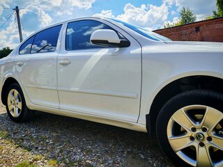 2011 Skoda Octavia II (A5) Рестайлинг, белый, 820000 рублей, вид 5