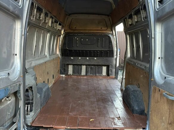 2008 Ford Transit, серебристый, 700000 рублей - вид 15