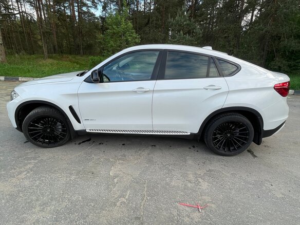 2015 BMW X6 30d II (F16), белый, 3100000 рублей - вид 6