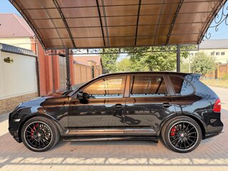 2008 Porsche Cayenne Turbo S I Рестайлинг (957), чёрный, 2100000 рублей, вид 4