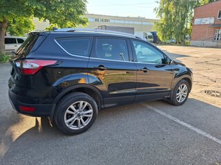 2018 Ford Kuga II Рестайлинг, чёрный, 1690000 рублей, вид 3