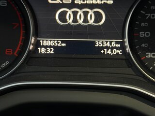 2018 Audi Q5 II (FY), серый, 3300000 рублей, вид 4