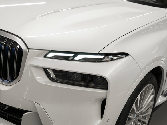 2024 BMW X7 40d I (G07) Рестайлинг, белый, 13600000 рублей - вид 11