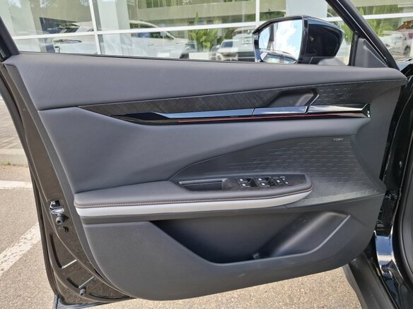 2024 Changan UNI-V I, чёрный, 2600000 рублей - вид 12