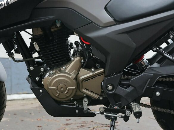 2026 Loncin CR4, серебристый, 219900 рублей - вид 3
