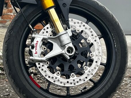 2023 Ducati Monster 937, красный, 1040000 рублей, вид 5