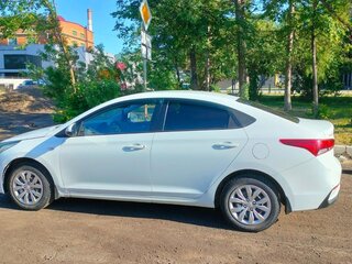 2018 Hyundai Solaris II, белый, 950000 рублей, вид 5