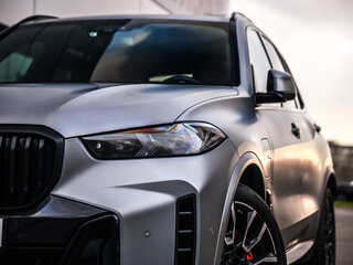 2023 BMW X5 50e IV (G05/G18) Рестайлинг, серый, 10250000 рублей, вид 2