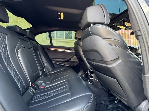 2022 BMW 5 серии 530d VII (G30/G31/G38) Рестайлинг, чёрный, 6500000 рублей - вид 31