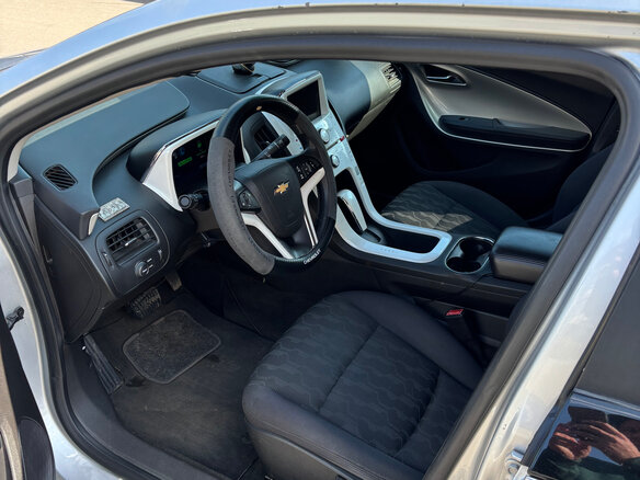 2011 Chevrolet Volt I, серый, 785000 рублей - вид 8