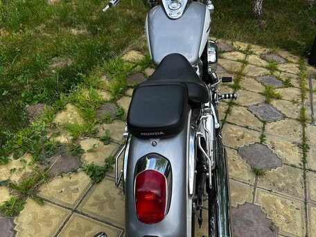 2001 Honda Shadow 400, серебристый, 370000 рублей, вид 4