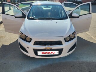 2012 Chevrolet Aveo II, белый, 424424 рублей, вид 2