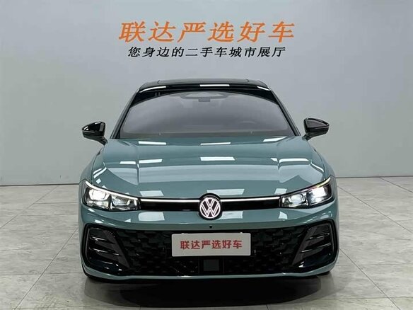 2024 Volkswagen Passat (North America and China) Pro I, голубой - вид 2