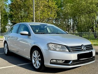 2013 Volkswagen Passat B7, серебристый, 1460000 рублей, вид 3