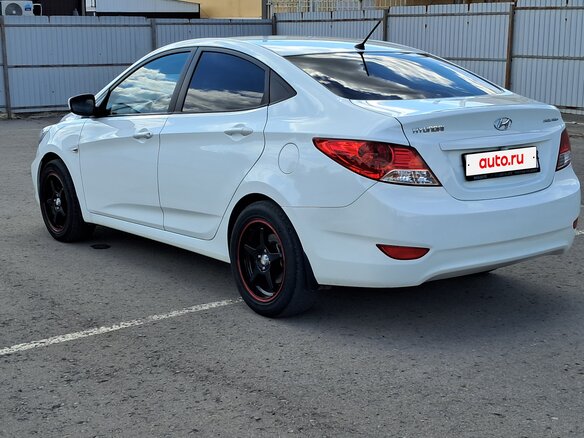 2011 Hyundai Solaris I, белый, 930000 рублей - вид 7