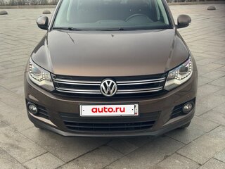 2015 Volkswagen Tiguan I Рестайлинг, коричневый, 1790000 рублей, вид 3
