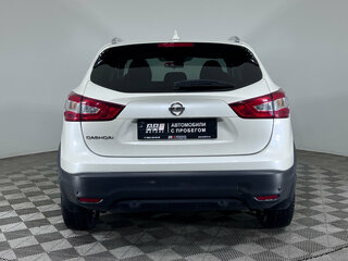 2017 Nissan Qashqai II, белый, 1870000 рублей, вид 5