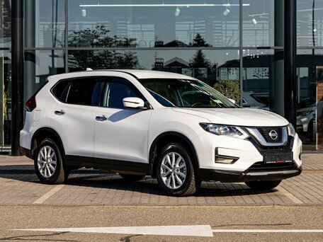 2020 Nissan X-Trail III Рестайлинг, белый, 2015000 рублей, вид 3