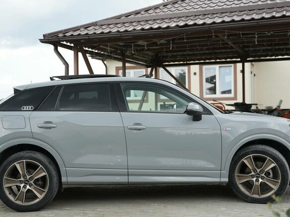 2022 Audi Q2 L 35 TFSI I Рестайлинг, синий, 2900000 рублей