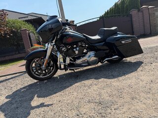 2019 Harley-Davidson Electra Glide, чёрный, 1221468 рублей, вид 1
