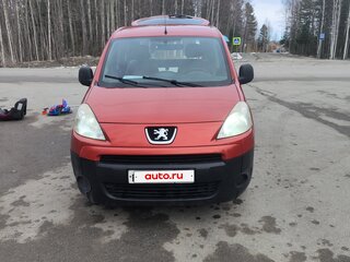 2010 Peugeot Partner II, красный, 250000 рублей, вид 2