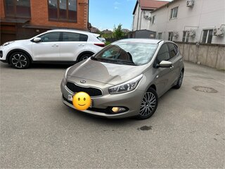 2012 Kia Ceed II, серебристый, 777777 рублей, вид 1
