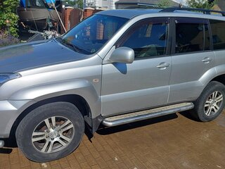 2008 Toyota Land Cruiser Prado 5-speed 120 Series Рестайлинг, серебристый, 1900000 рублей, вид 3