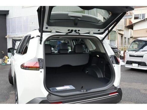 2026 Toyota RAV4 VI (XA60), белый, 8100000 рублей - вид 17