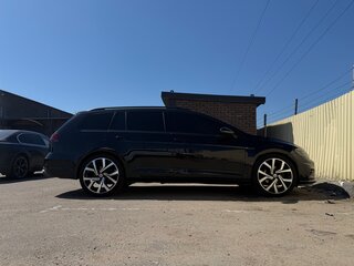 2019 Volkswagen Golf VII Рестайлинг, чёрный, 2350000 рублей, вид 1