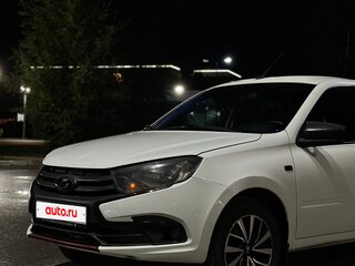 2019 Lada (ВАЗ) Granta I Рестайлинг, белый, 400000 рублей, вид 2