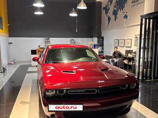 2019 Dodge Challenger III Рестайлинг 2, красный, 4550000 рублей, вид 1