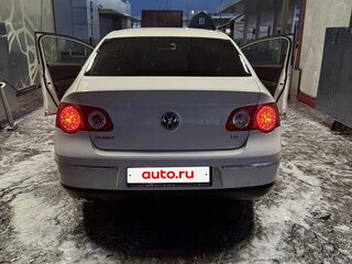 2010 Volkswagen Passat B6, белый, 600000 рублей, вид 5