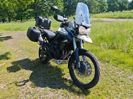 2012 Triumph Tiger 800, белый, 690000 рублей, вид 1
