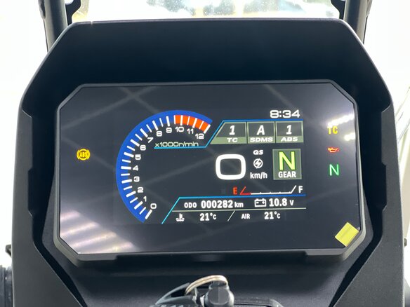 2023 Suzuki V-Strom 800DE, синий - вид 3