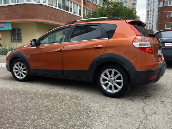 2015 Dongfeng H30 Cross, оранжевый, 440000 рублей - вид 4