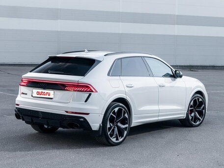 2022 Audi RS Q8 I, белый, 14900000 рублей, вид 3