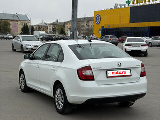 2018 Skoda Rapid I Рестайлинг, белый, 1350000 рублей, вид 2