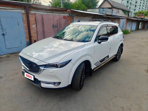 2017 Mazda CX-5 II, белый, 2400000 рублей