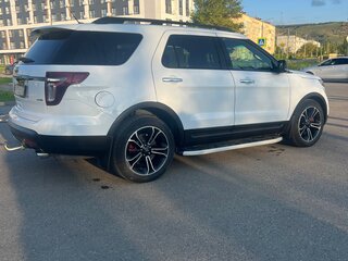 2013 Ford Explorer Sport V, белый, 1850000 рублей, вид 5
