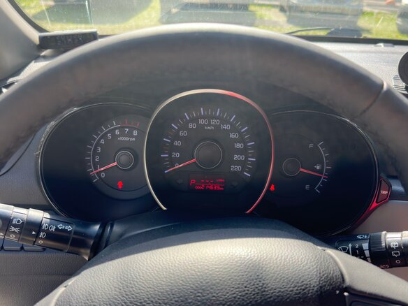2013 Kia Rio 4-speed III, белый, 940000 рублей - вид 5
