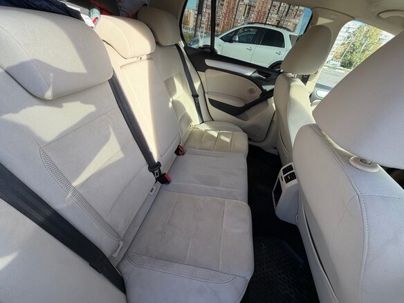 2012 Volkswagen Golf VI, белый, 700000 рублей - вид 25
