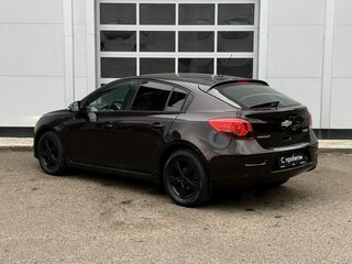 2014 Chevrolet Cruze I Рестайлинг, коричневый, 640000 рублей, вид 3