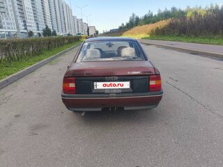 1989 Opel Vectra A, пурпурный, 80000 рублей, вид 5
