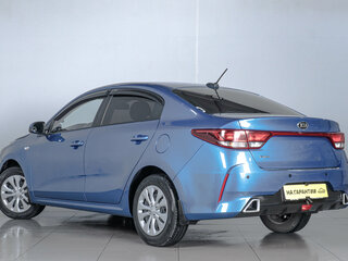 2021 Kia Rio IV Рестайлинг, синий, 1399000 рублей, вид 4