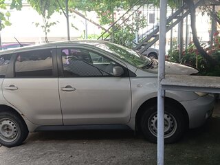2003 Toyota Ist I, серебристый, 420000 рублей, вид 3
