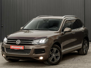 2012 Volkswagen Touareg II, коричневый, 1690000 рублей, вид 1